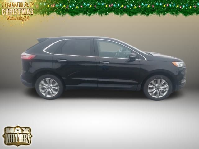 2022 Ford Edge Titanium 9