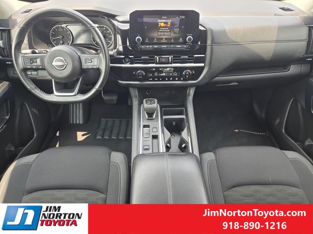 Used 2025 Nissan Pathfinder SUV