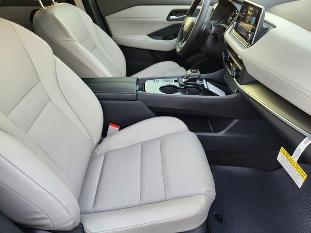 2026 Nissan Rogue SV photo 9