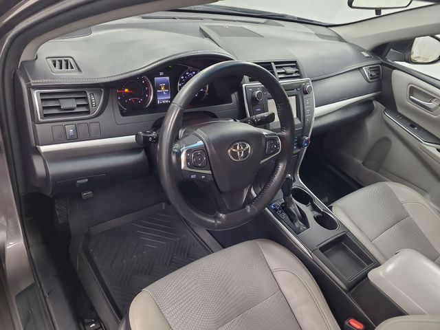 2016 – Toyota – Camry