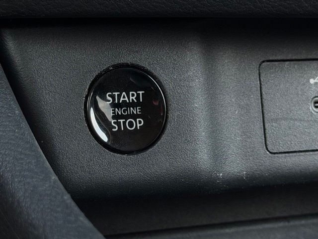 Used 2025 Nissan Rogue SUV