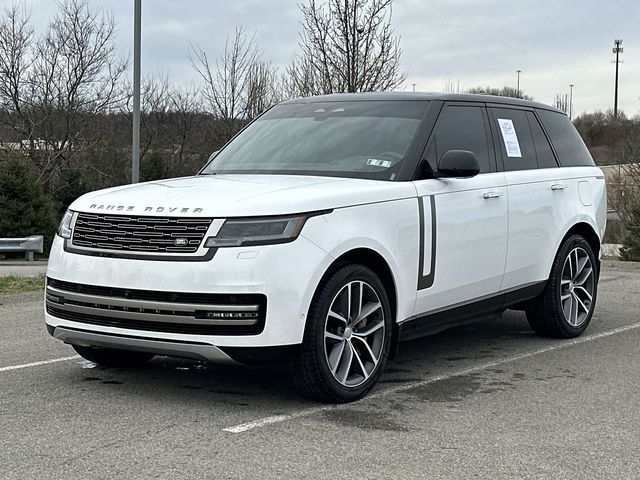 2025 Land Rover Range Rover P550e SE AWD