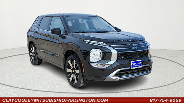 2026 Mitsubishi Outlander SE FWD's photo