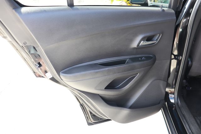 2019 Chevrolet Trax LS photo