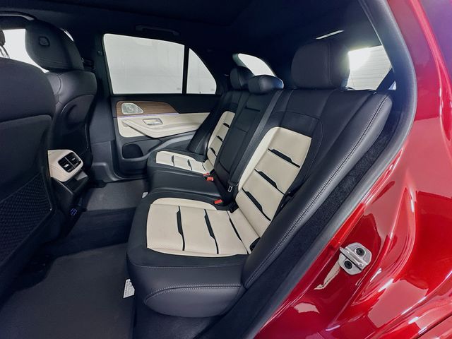 Thumbnail: 2025 Mercedes-Benz GLE - 25