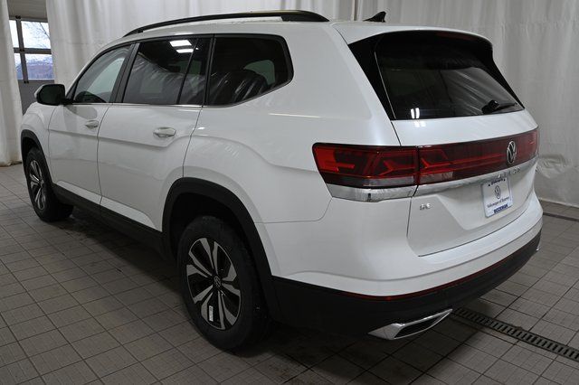 New 2026 White Volkswagen 2.0T SE image 11