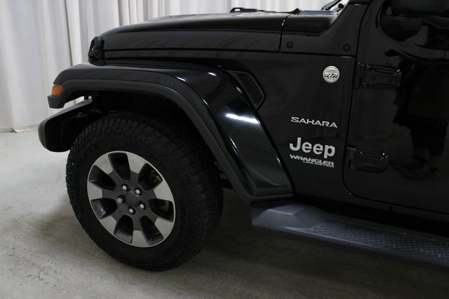 Used 2018 Black Jeep Unlimited Sahara image 34