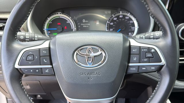 Used 2024 Toyota Highlander Hybrid SUV