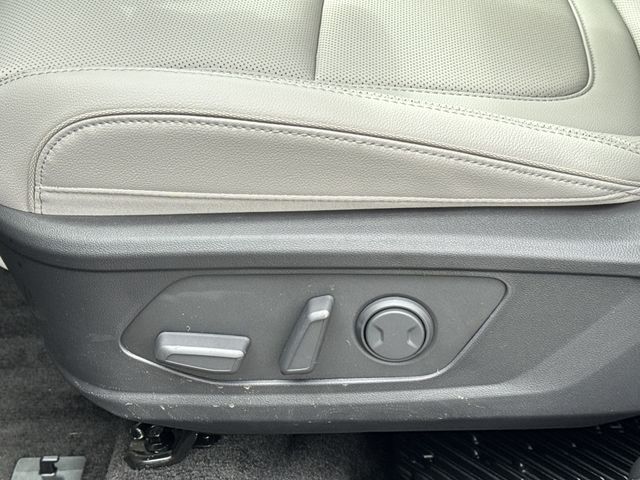 New 2026 Hyundai Tucson Hybrid For Sale in Indianapolis, IN
