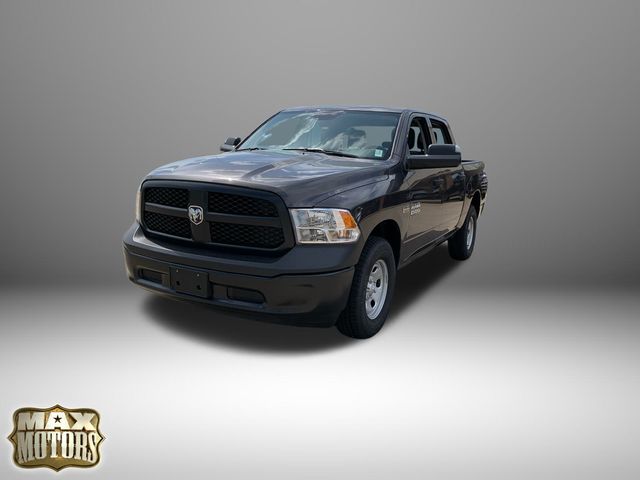 2024 Ram 1500 Classic Tradesman 3