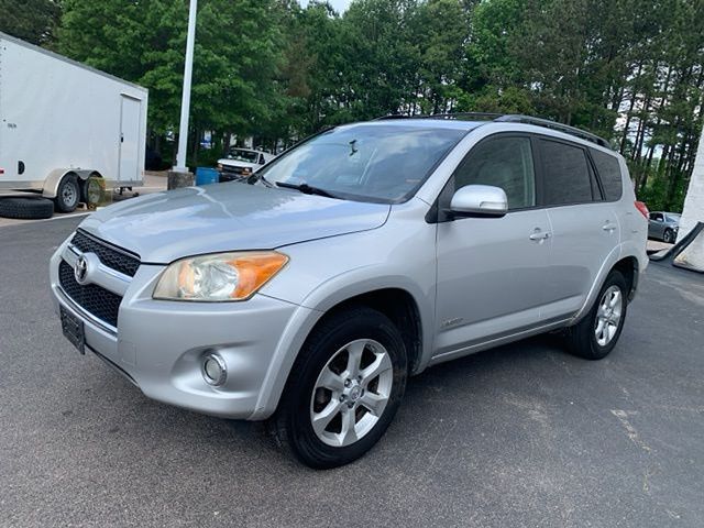 2010 Toyota RAV4 Limited photo