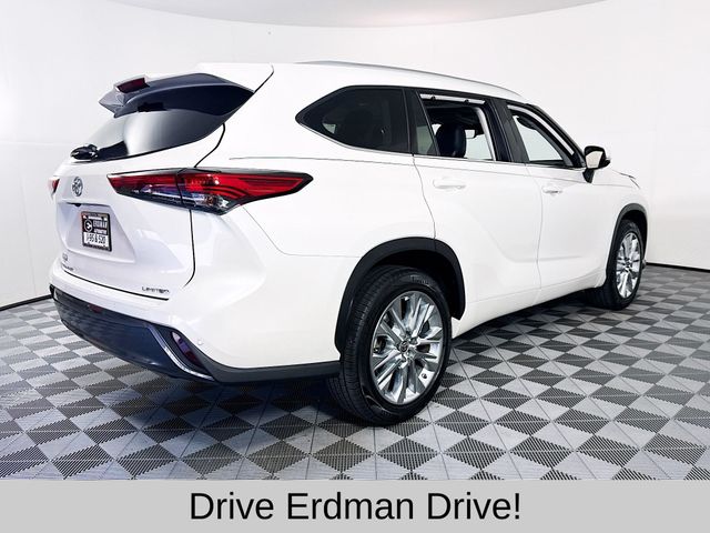 Used 2021 Toyota Highlander SUV