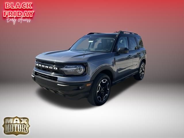 2021 Ford Bronco Sport Outer Banks 3