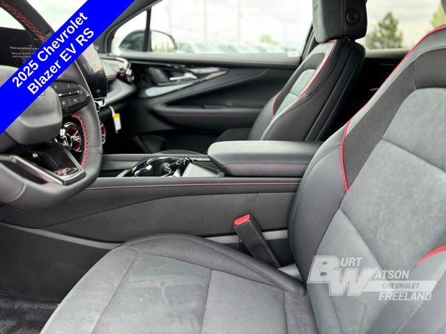 2025 Chevrolet Blazer EV RS photo