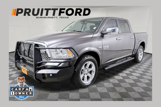  2016 RAM 1500 Laramie Crew Cab 4WD   