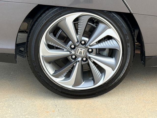 Used 2018 Honda Clarity Plug-In Hybrid Sedan