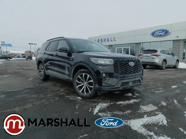 2025 Ford Explorer ST-Line AWD