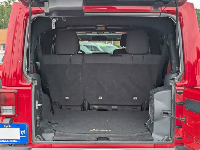2012 Jeep Wrangler Unlimited Sahara