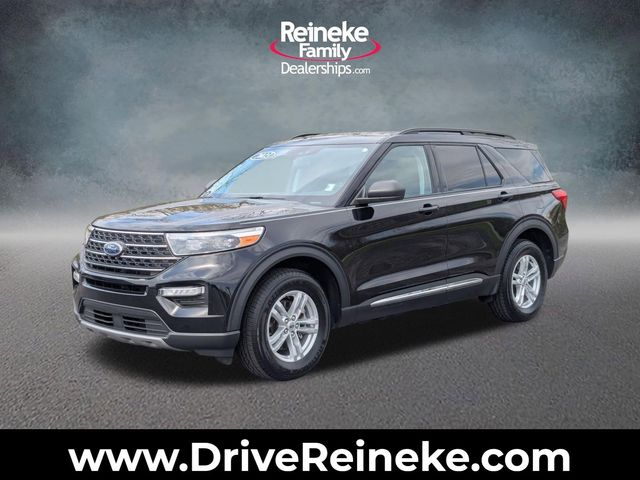 Black Metallic 2023 Ford Explorer XLT AWD SUV / Crossover All-Wheel Drive Automatic
