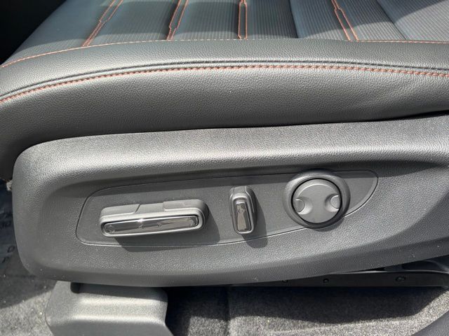 new 2026 Honda CR-V Hybrid car, priced at $42,232