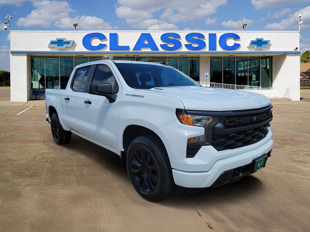 Summit White 2024 Chevrolet Silverado 1500 Pickup Truck 4X2 8-Speed Automatic