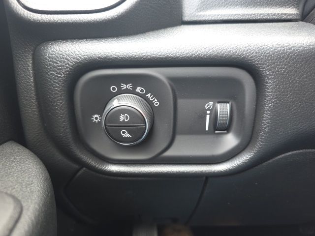 2026 Ram 2500 Tradesman - Silver Zynith exterior view 16