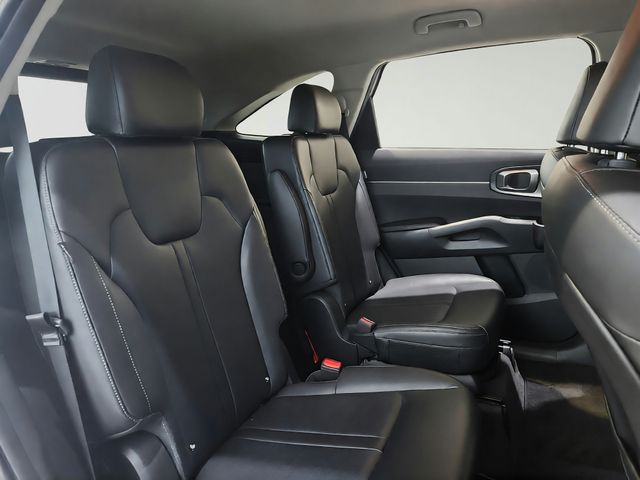 Used 2024 Kia Sorento SUV