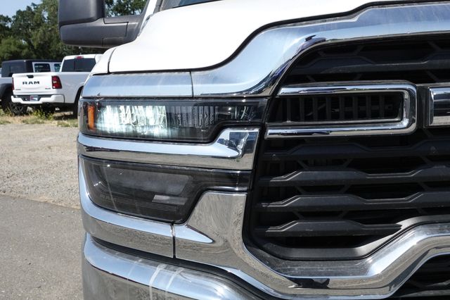 2500 Crew Cab Tradesman