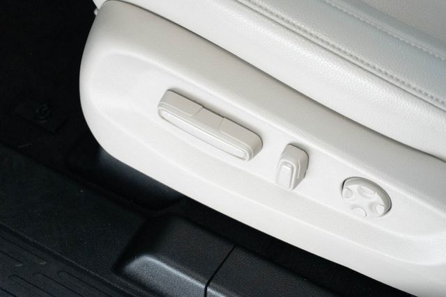 Used 2025 Honda Odyssey Van