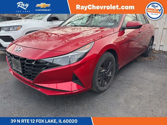 2023 Hyundai Elantra SEL FWD