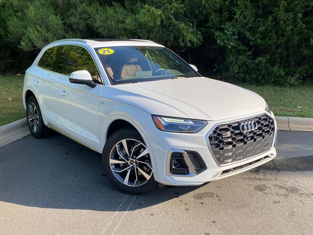 Glacier White Metallic 2025 Audi Q5 SUV / Crossover All-Wheel Drive 7-Speed Automatic