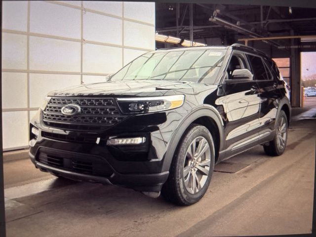 2024 Ford Explorer XLT