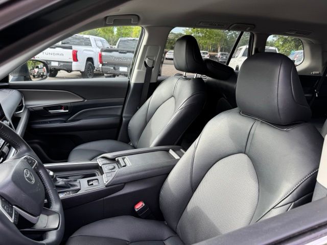 Used 2024 Toyota Grand Highlander SUV