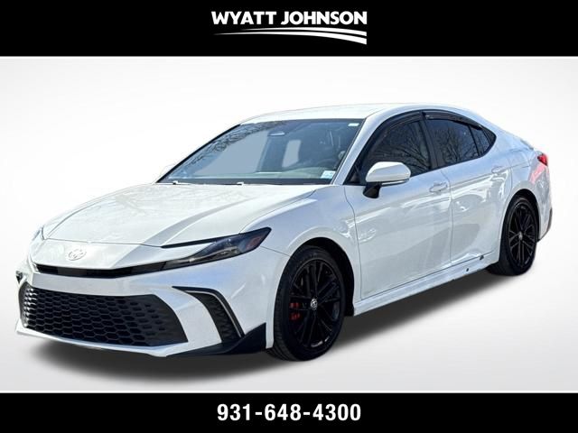 2025 Toyota Camry SE FWD