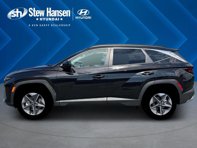 New 2026 Black Hyundai SEL image 3