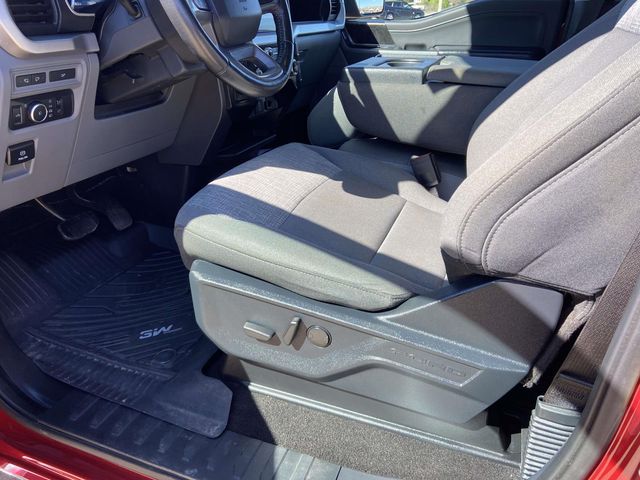 Used 2022 Red Ford XLT image 11