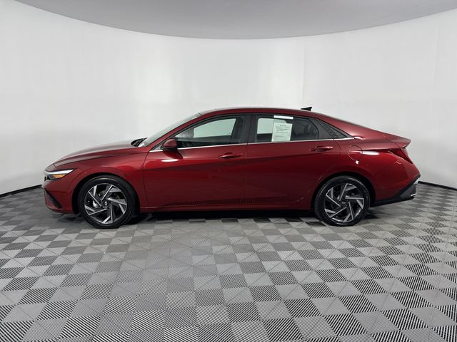 Used 2024 Hyundai Elantra For Sale in Indianapolis, IN