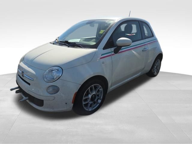 Bianco (White) 2013 FIAT 500 Pop Hatchback Front-Wheel Drive 5-Speed Manual