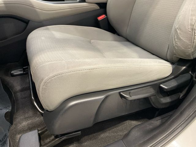 Used 2019  Honda EX image 15