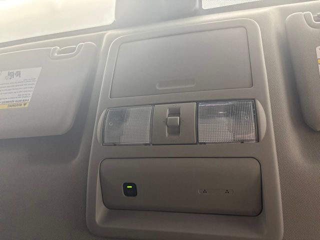 2025 Nissan Frontier SV — photo 32