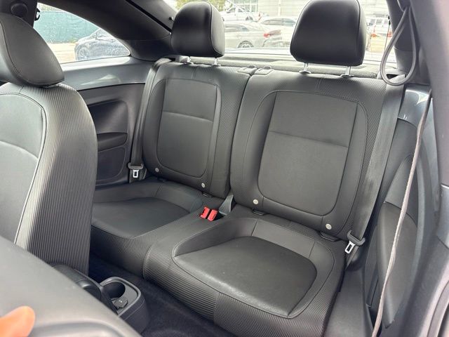 2018 Volkswagen Beetle - $22,888