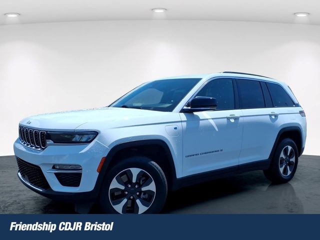 Bright White Clearcoat 2024 Jeep Grand Cherokee 4xe SUV / Crossover Four-Wheel Drive 8-Speed Automatic