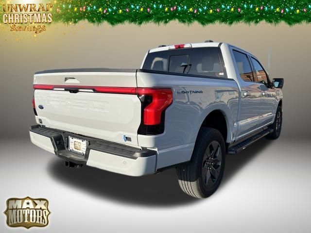 2023 Ford F-150 Lightning Lariat 21