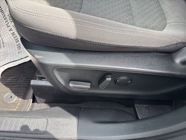2021 Ford Escape Hybrid SE photo