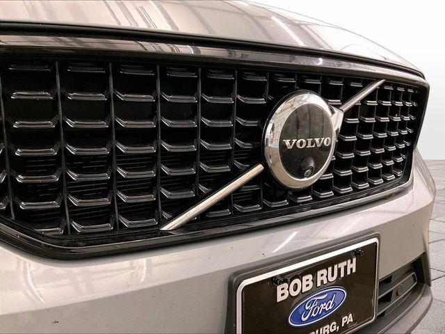 2024 Volvo XC40 Ultimate Gray at Spitzer Acura