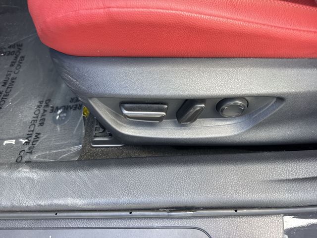 2025 Toyota Camry - $32,998