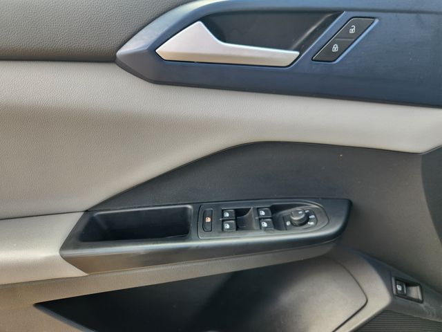 2023 Volkswagen Taos 1.5T SE Black at DeMontrond Auto Country
