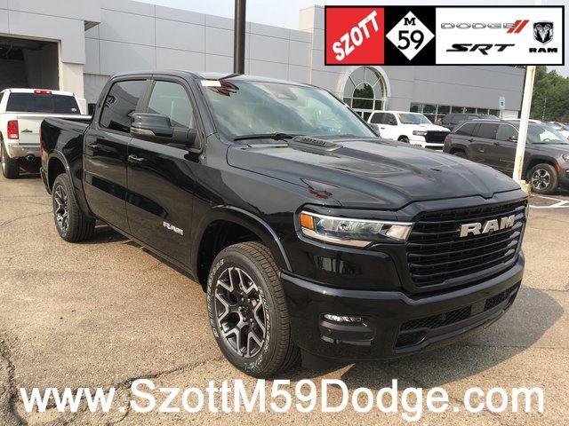 2026 RAM 1500 Laramie Crew Cab 4WD