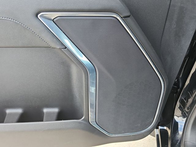 Used 2025 Black Chevrolet LT image 12