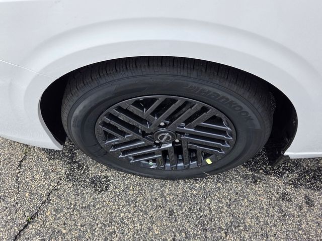 New 2026 White Nissan SV image 17